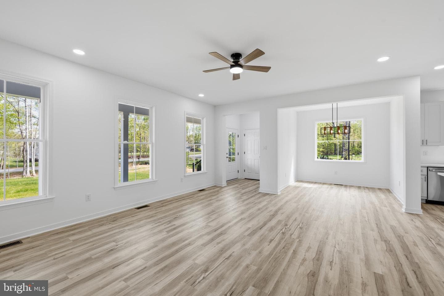 639 Noahs Landing Drive photo 33