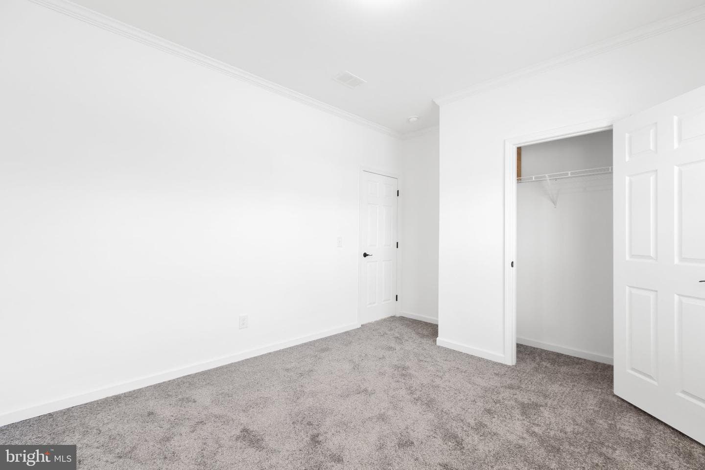 824 Mineral Avenue photo 27