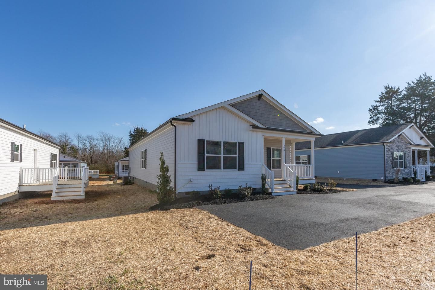 824 Mineral Avenue photo 3