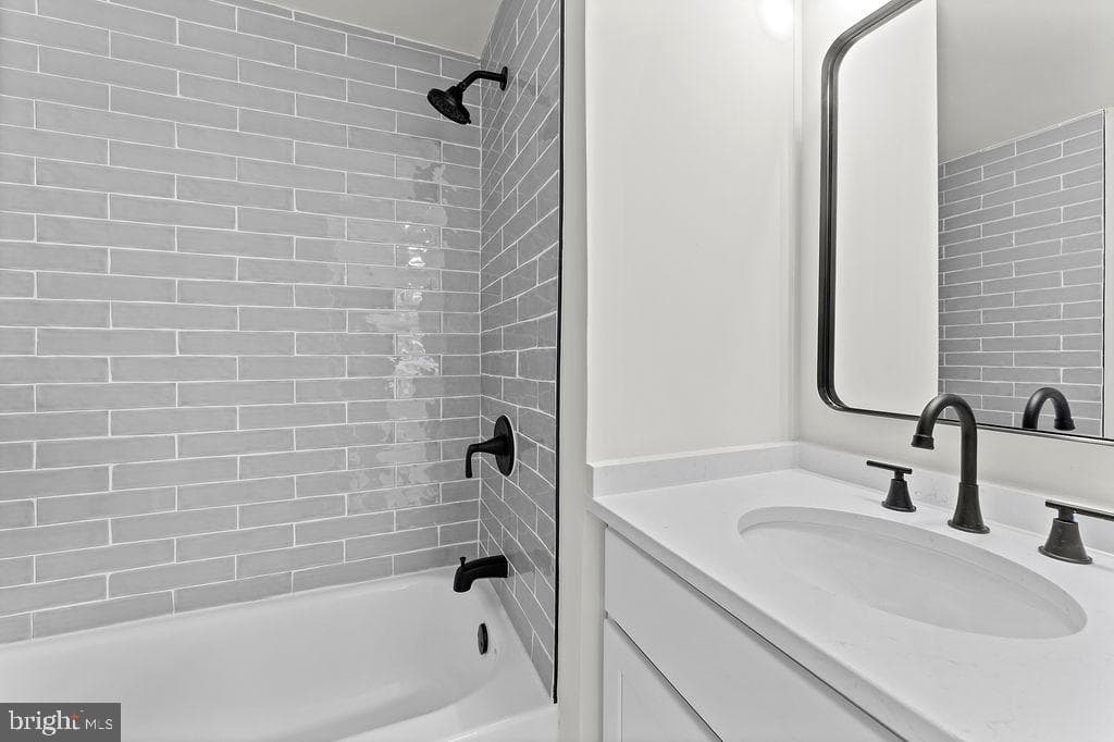71 White Pine Lane photo 9