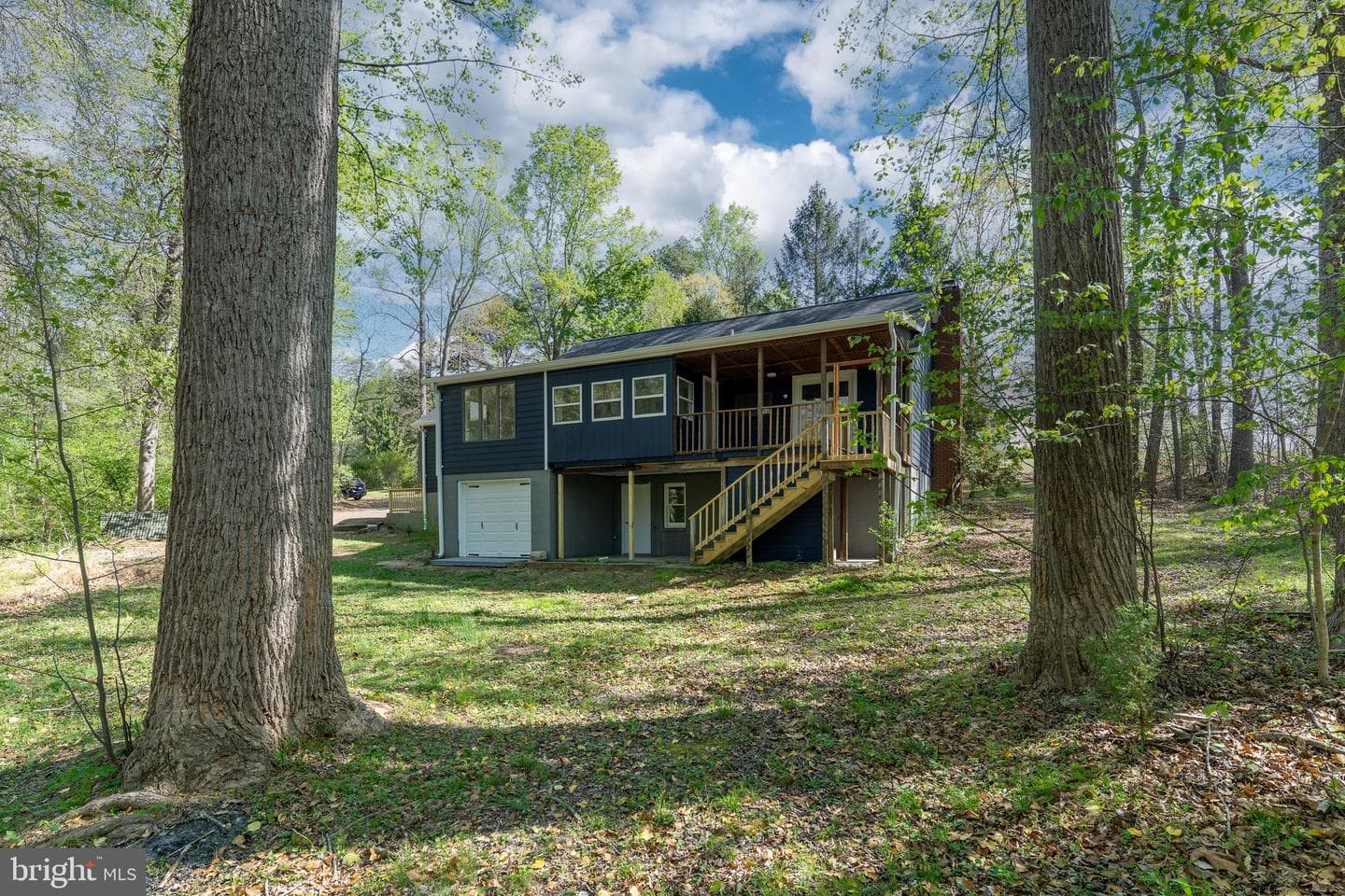 2367 N Lakeshore Drive photo 7