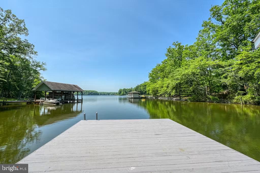 68 Emma Jane Lane photo 46