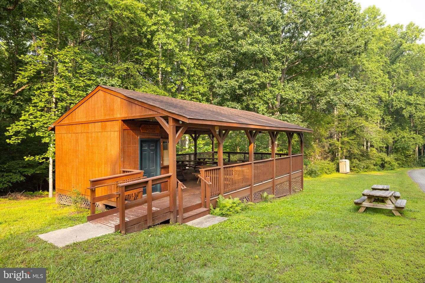 75 Mulberry Mdw photo 42