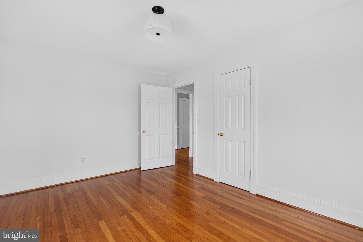 101 Lyde Avenue photo 10