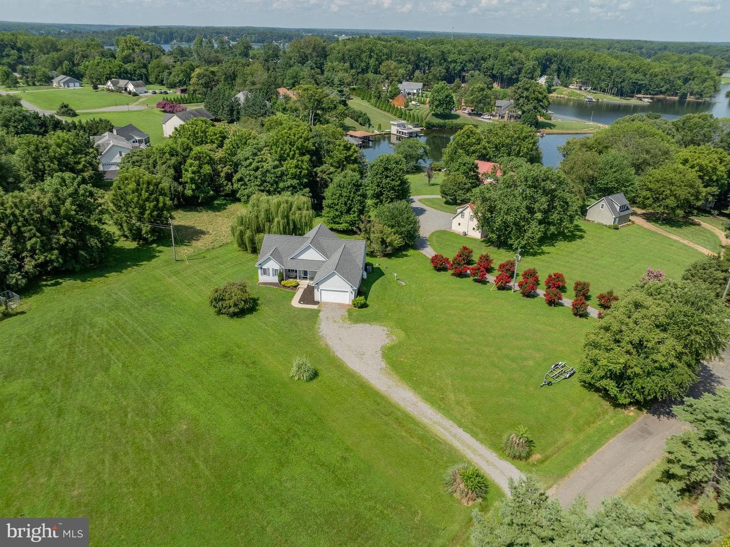 125 Lake Ct. photo 33