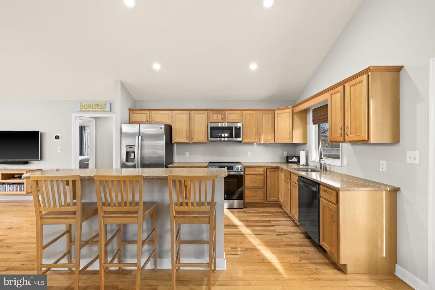 2045 Lake Forest Drive photo 33