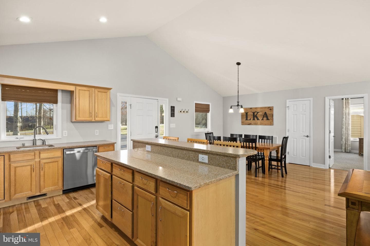 2045 Lake Forest Drive photo 37