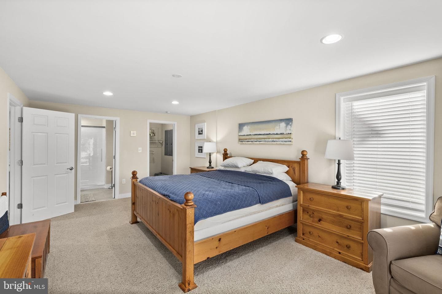 2045 Lake Forest Drive photo 59