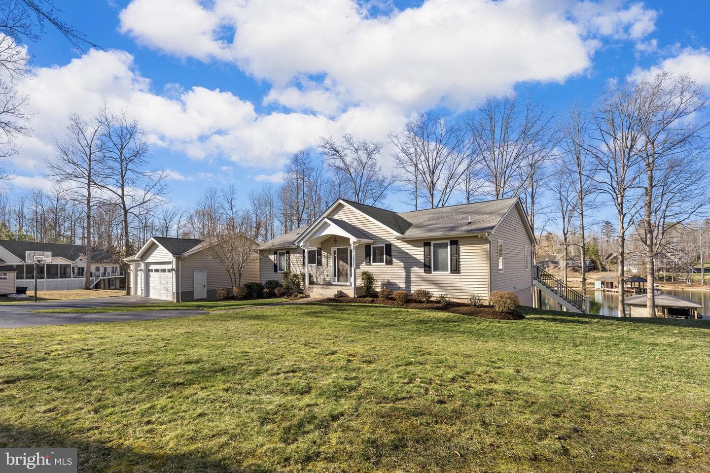 2045 Lake Forest Drive photo 88
