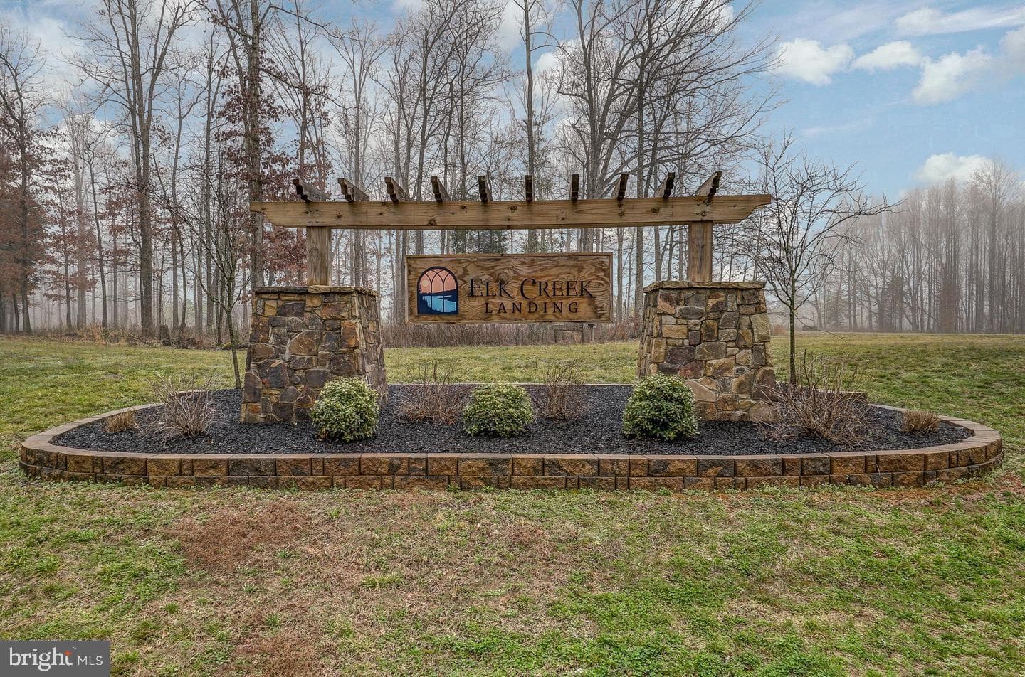 579 Fairview Drive photo 3