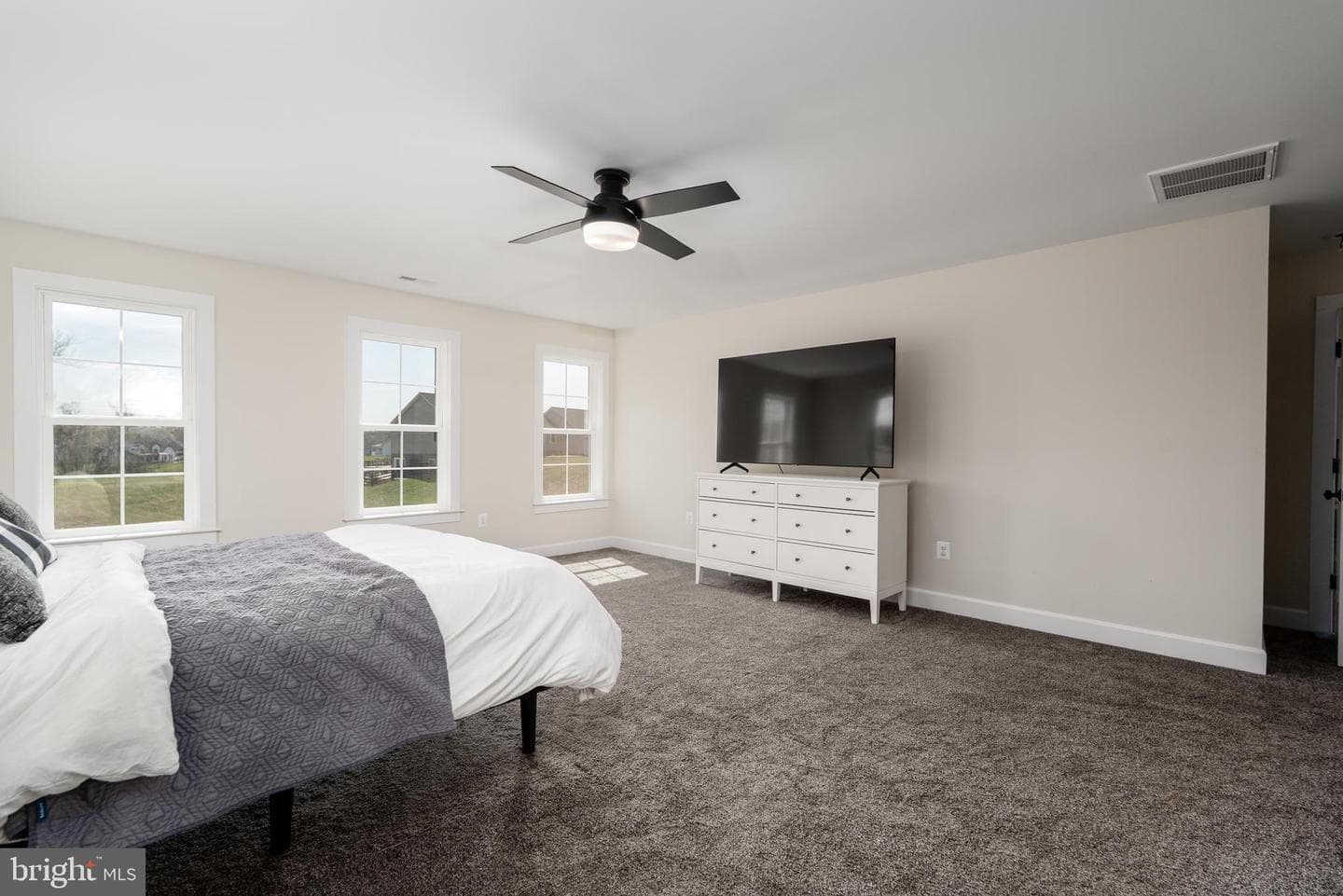 579 Fairview Drive photo 34
