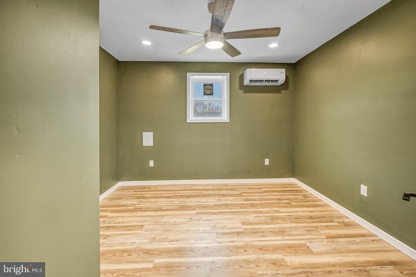 259 Redbud Drive photo 26