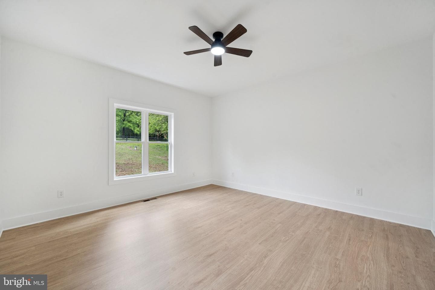 425 Palomino Drive photo 2