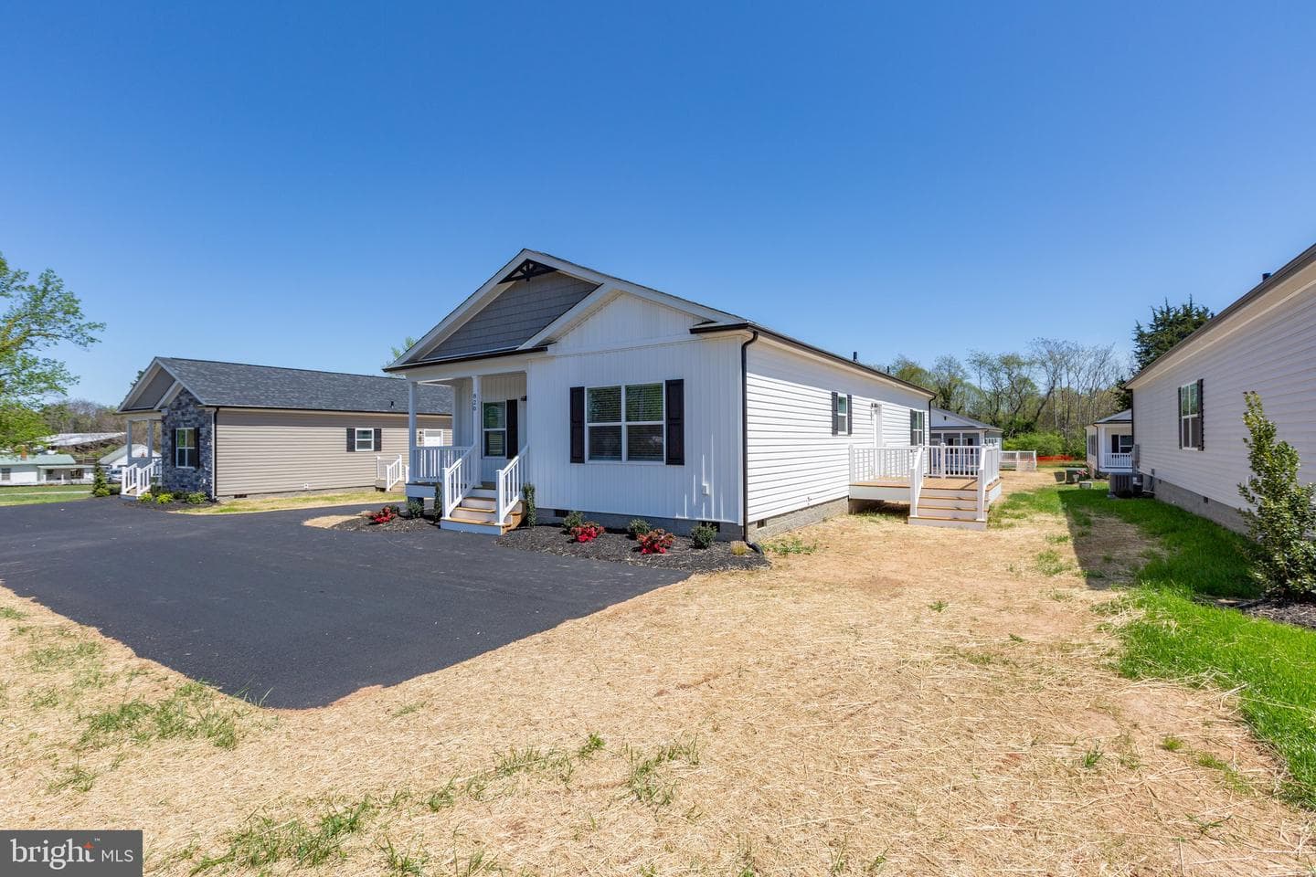 820 Mineral Avenue photo 28