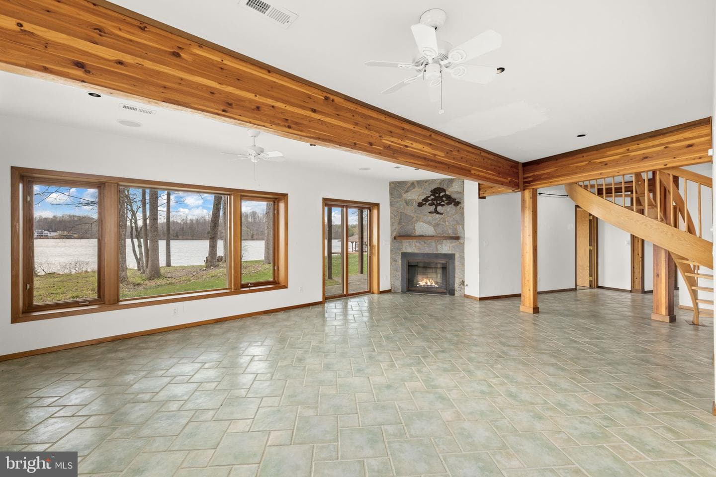 374 Sorbie Lane photo 47