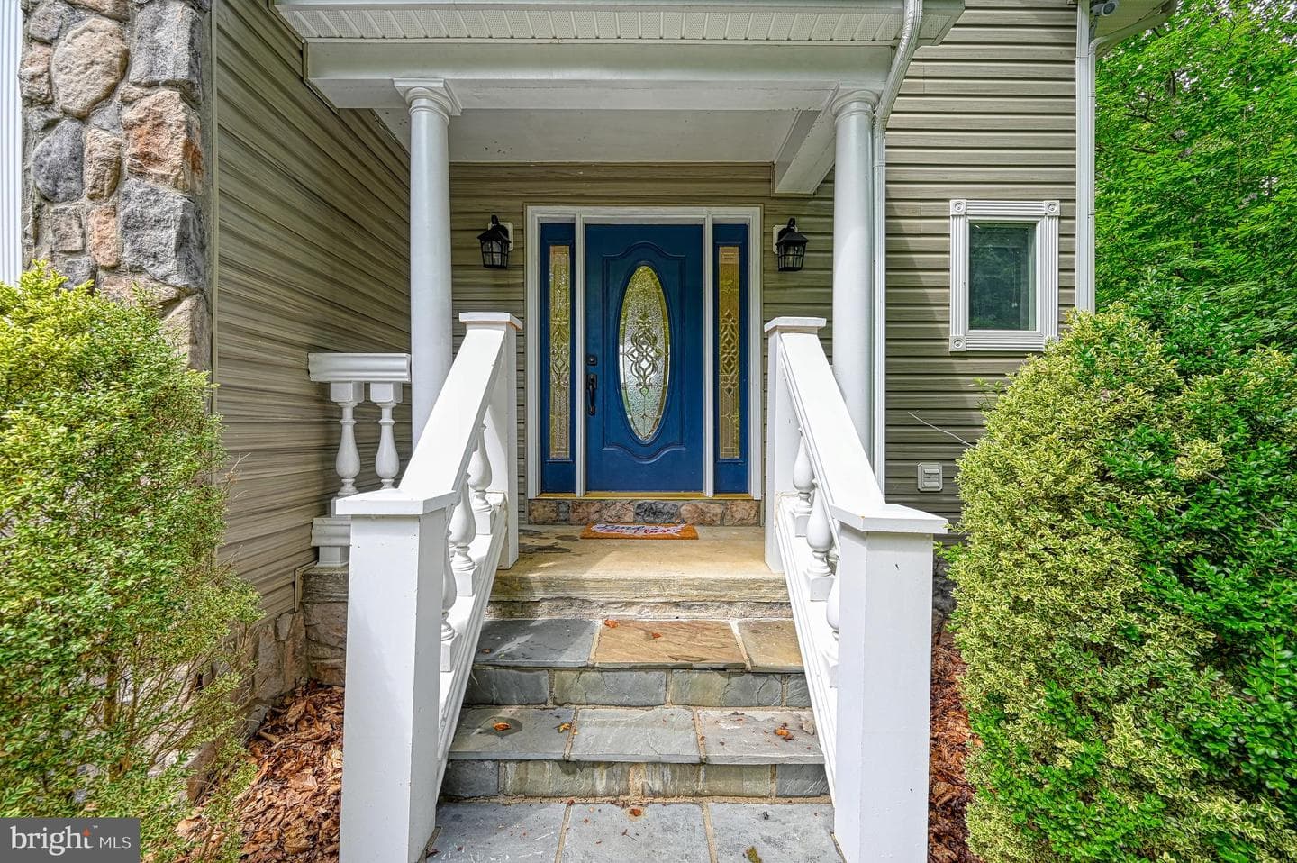 845 Elnor Road photo 3