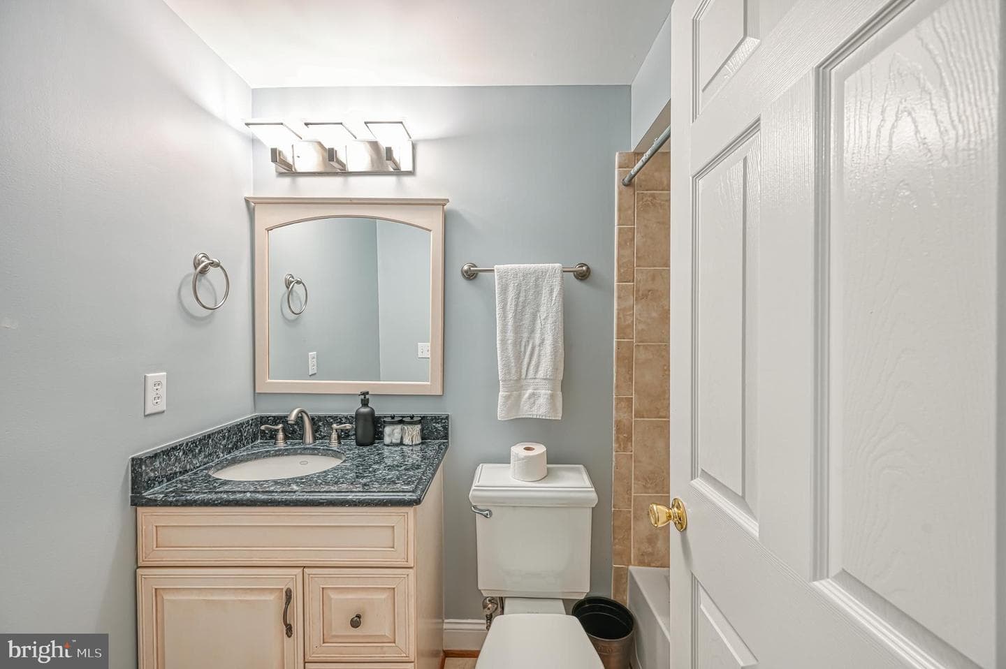 845 Elnor Road photo 47