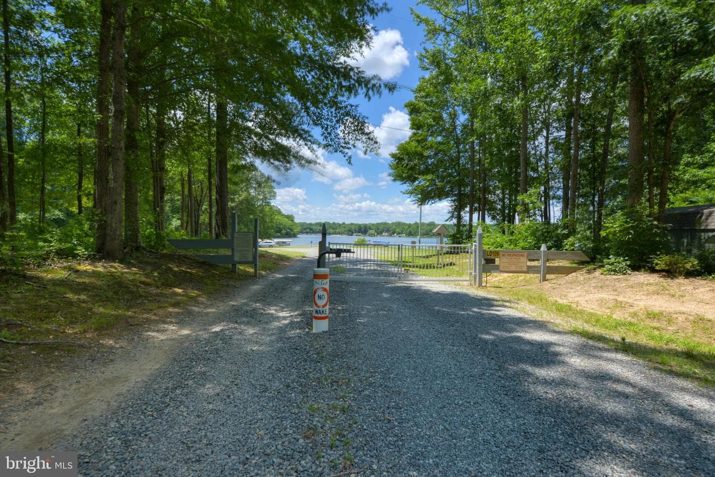 845 Elnor Road photo 98