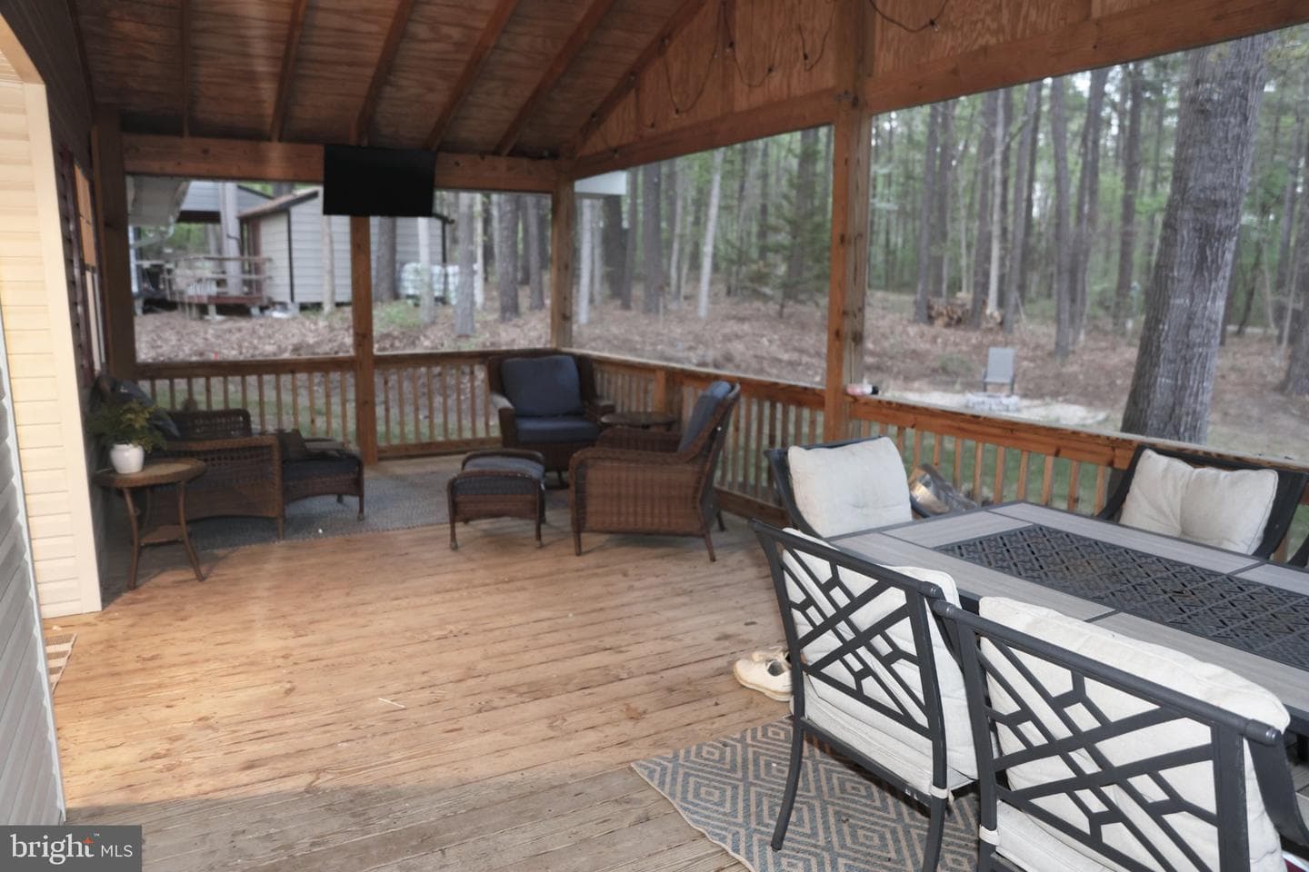 32 Miltons Lane photo 3