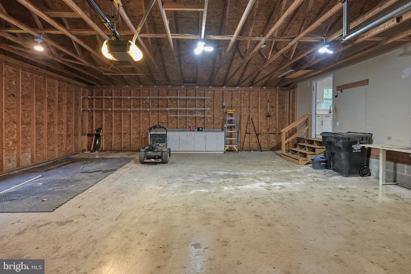 32 Miltons Lane photo 42
