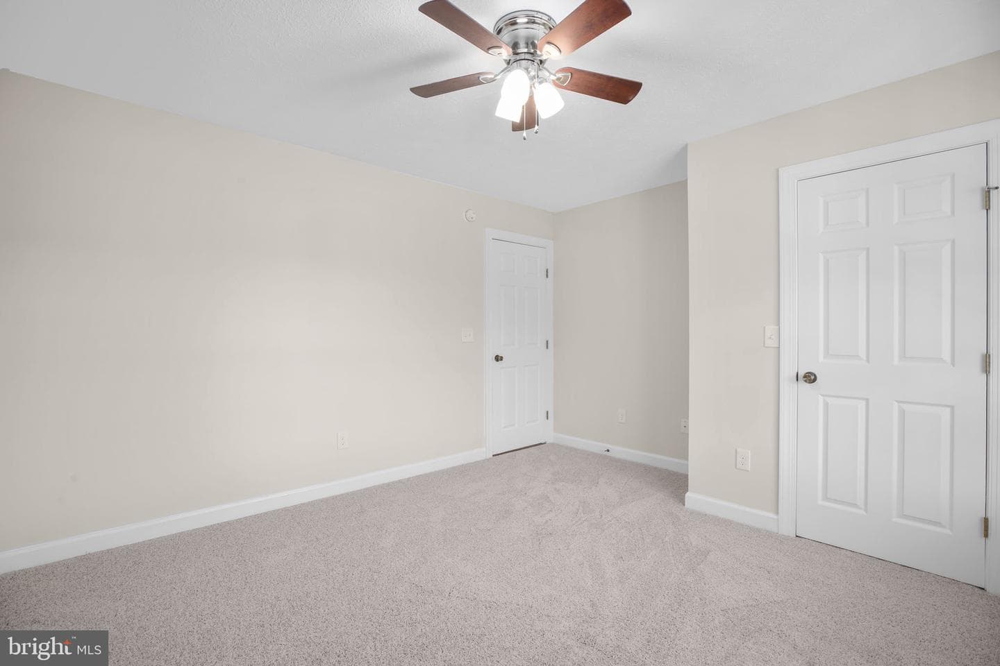 33 Austin Way photo 51