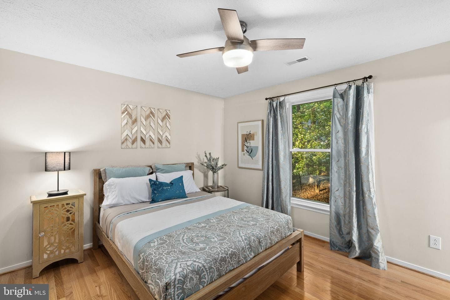 154 Becky Court photo 34