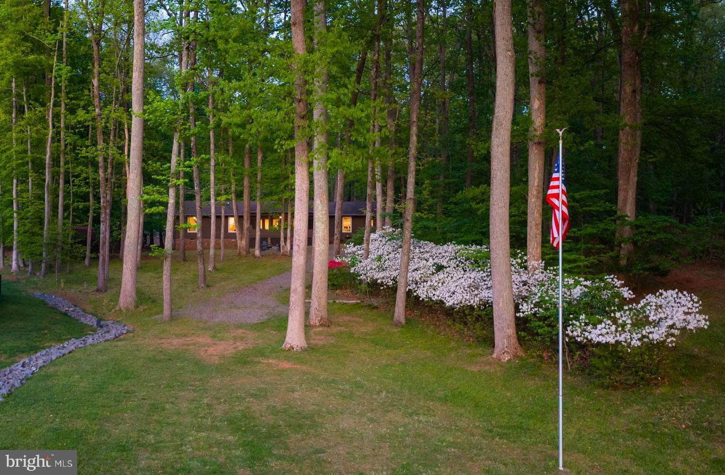 154 Becky Court photo 4