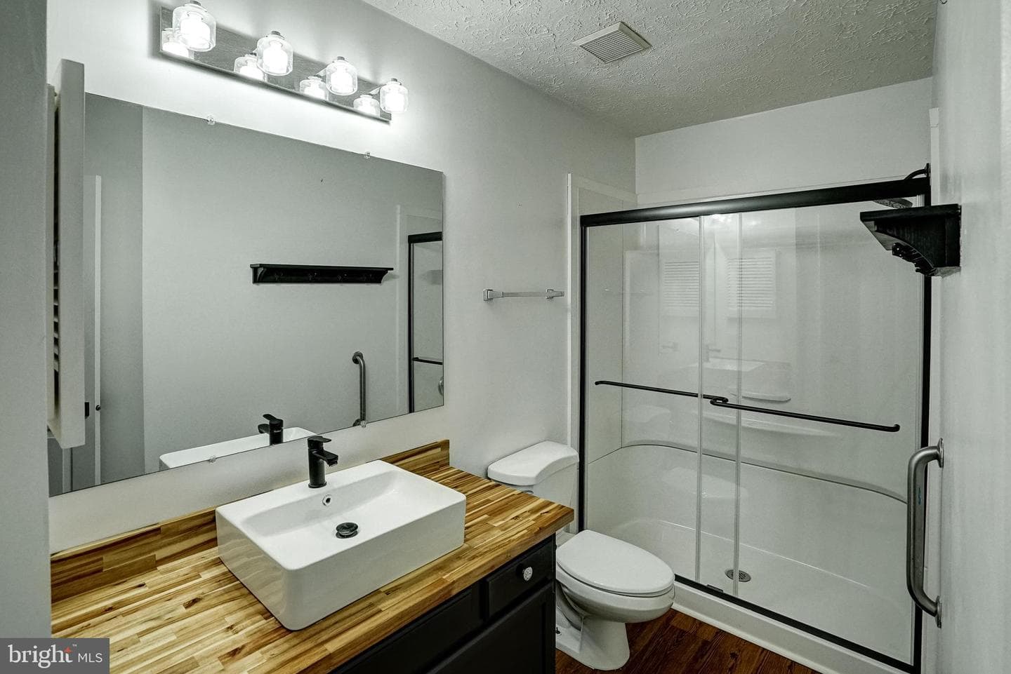 130 Oakleigh Lane photo 34
