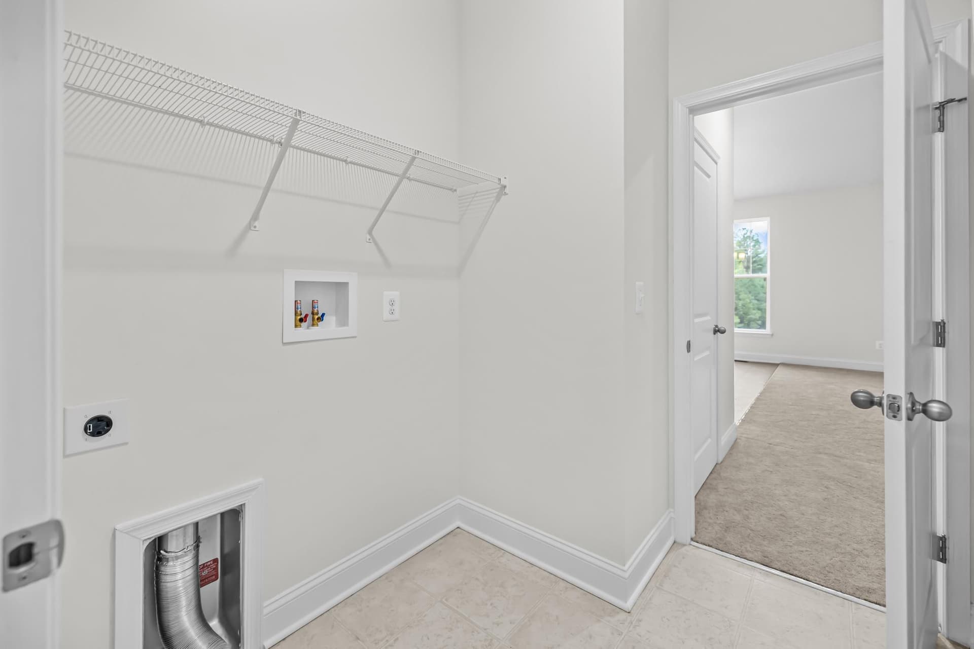 199 Gibson St photo 34