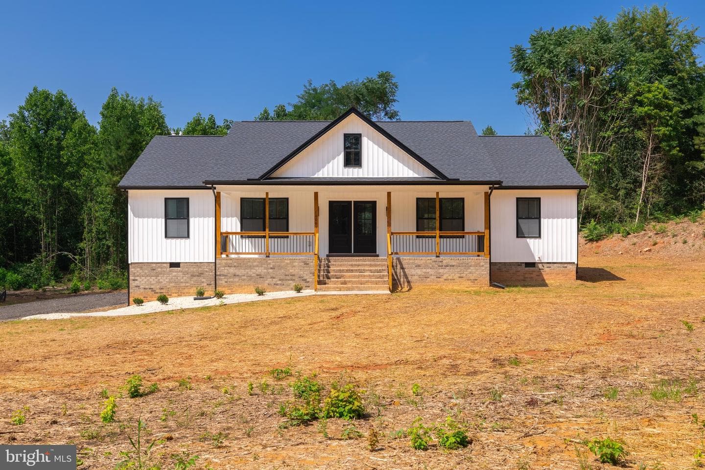 16061 Jefferson Highway photo 4