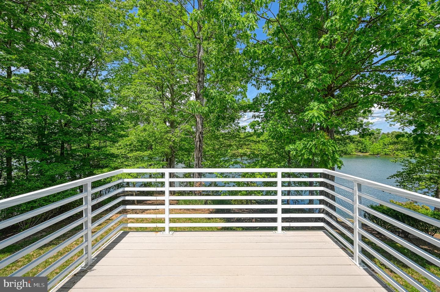 40 Grandview Drive photo 81