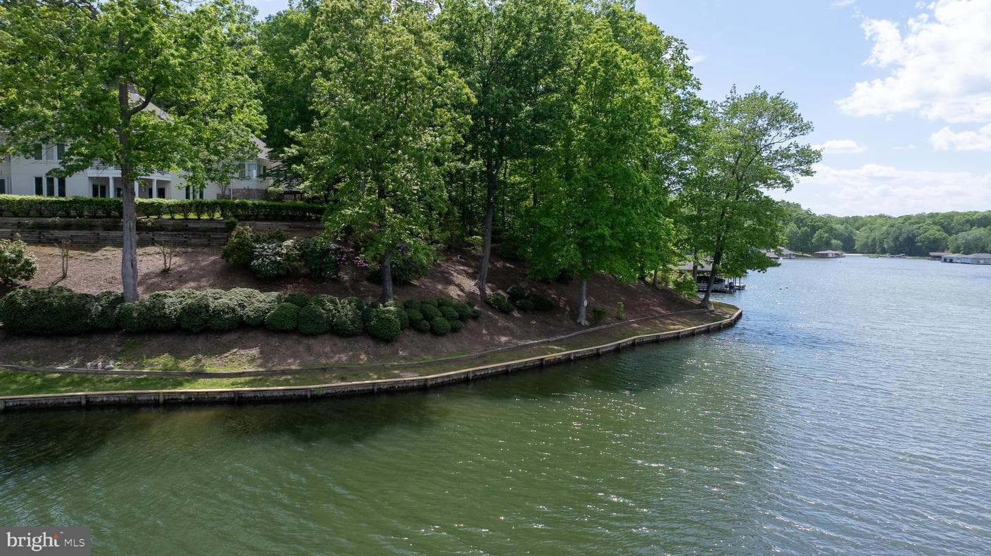 40 Grandview Drive photo 88