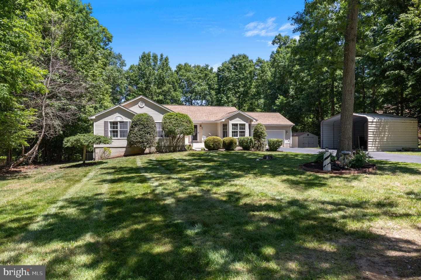 801 Mitchell Point Road photo 52