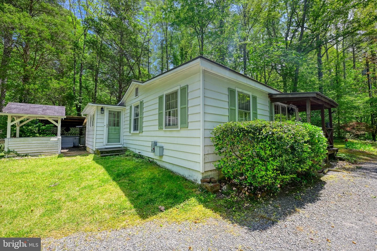 14584 Cross County Road photo 19
