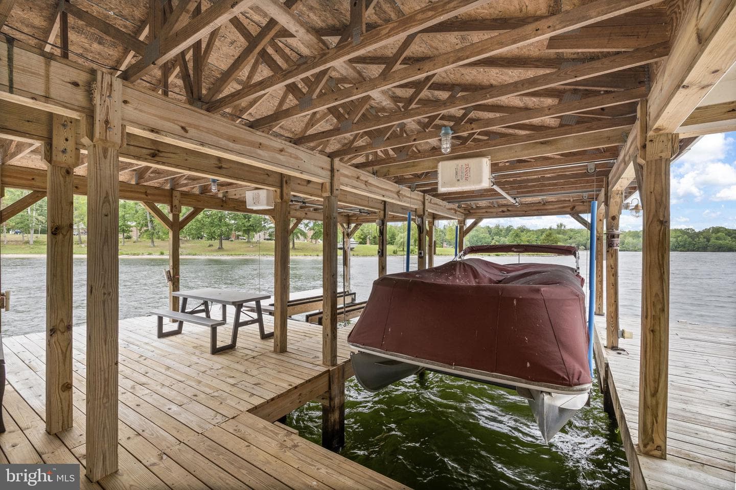 126 Village Dr photo 10