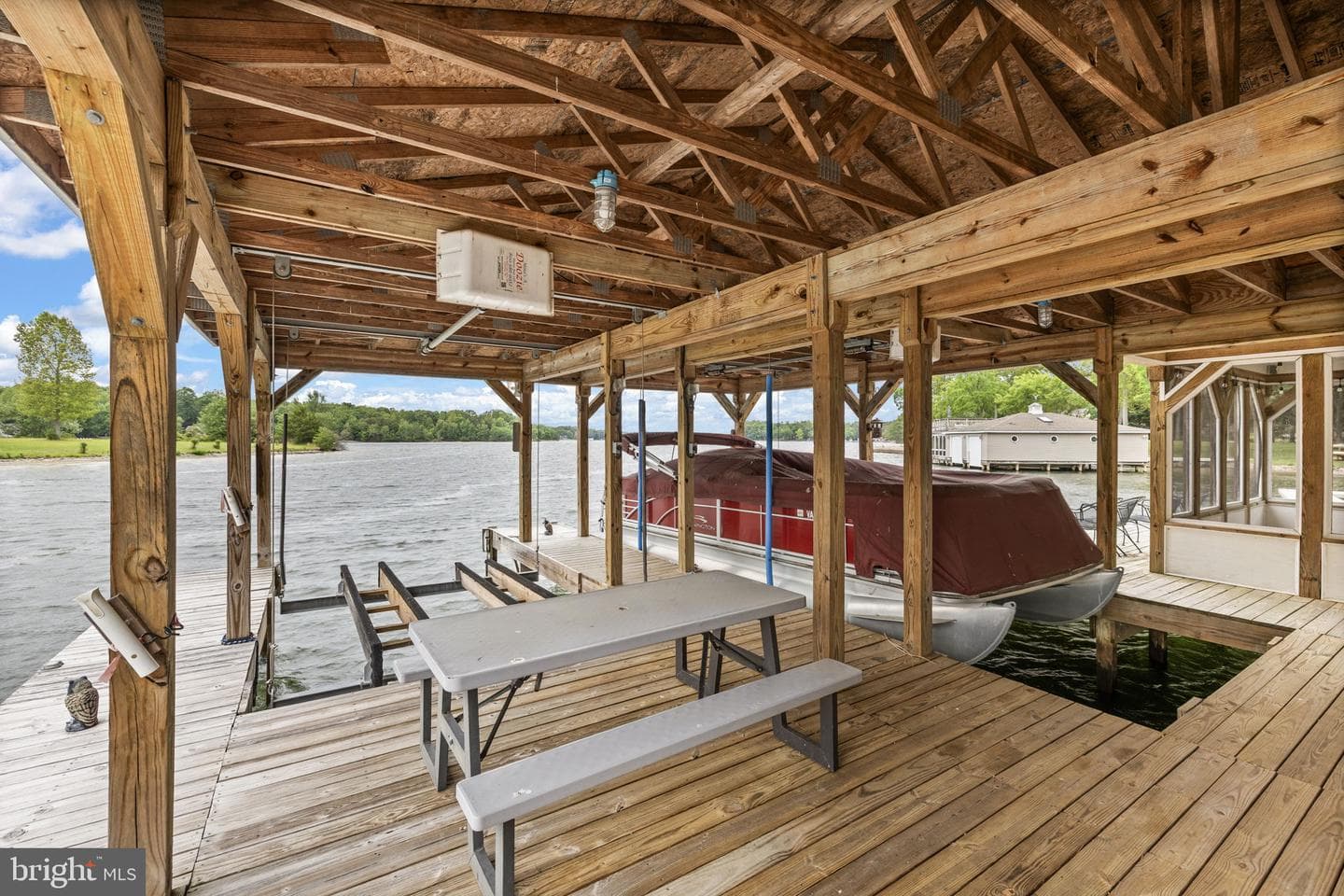 126 Village Dr photo 11