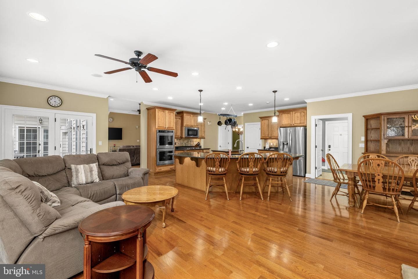 126 Village Dr photo 26