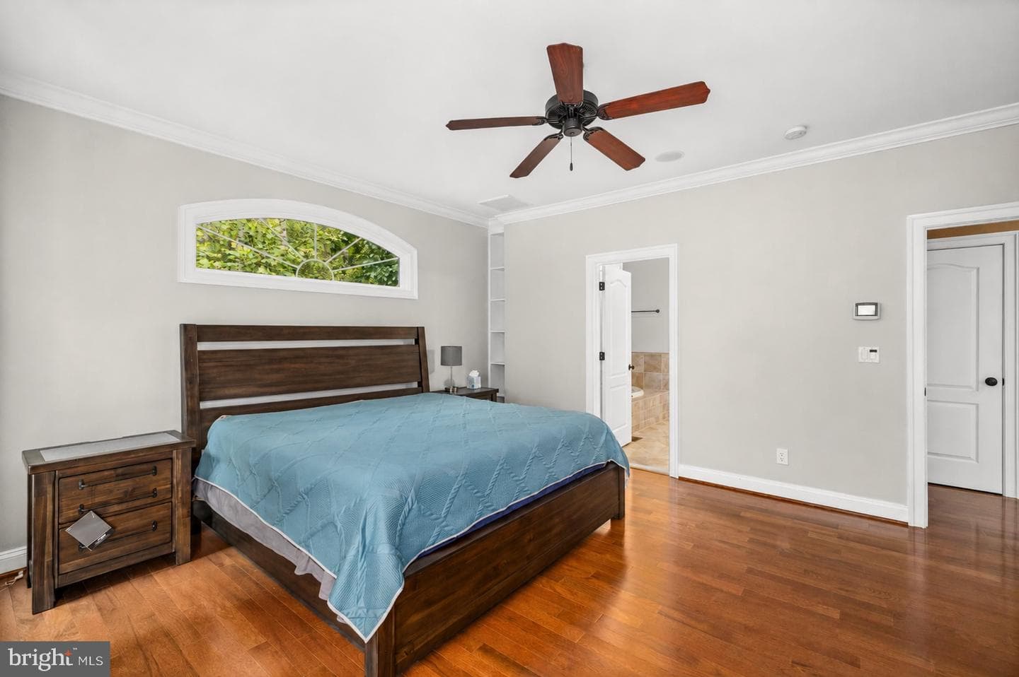 126 Village Dr photo 40