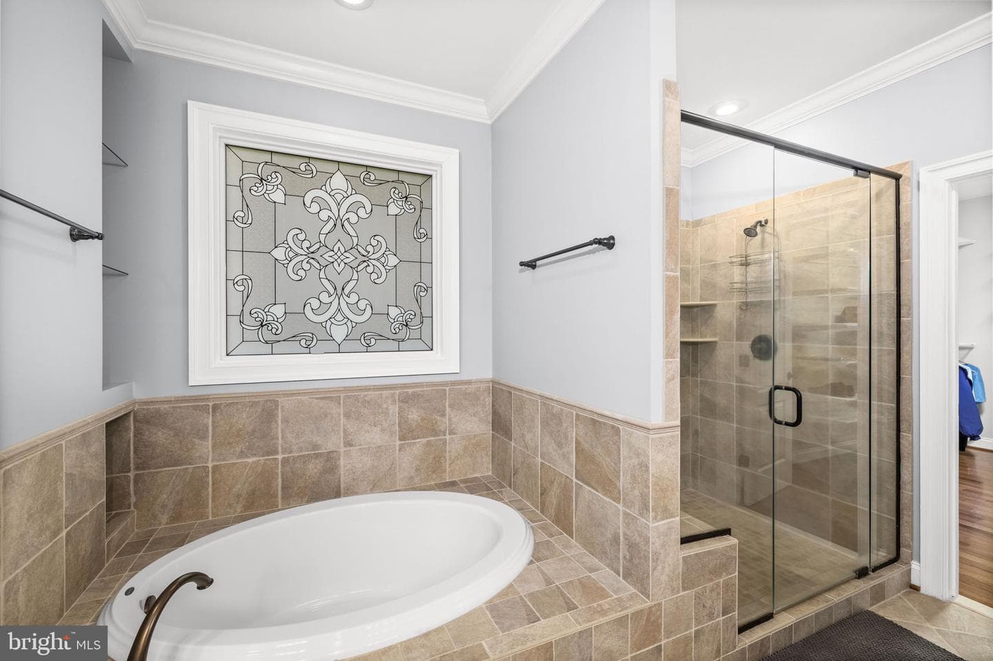 126 Village Dr photo 42