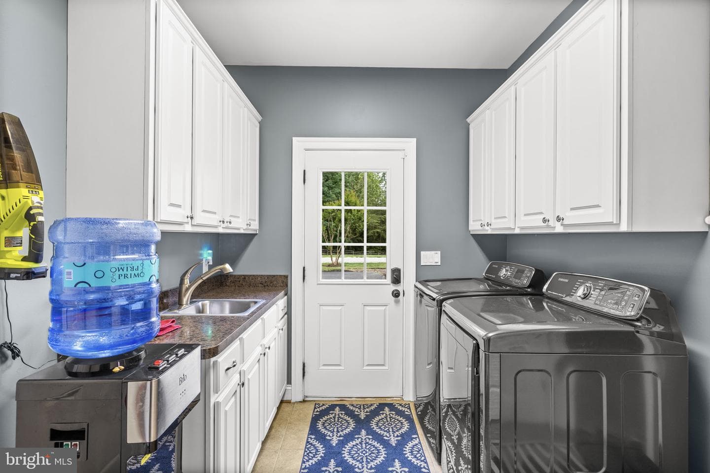 126 Village Dr photo 50