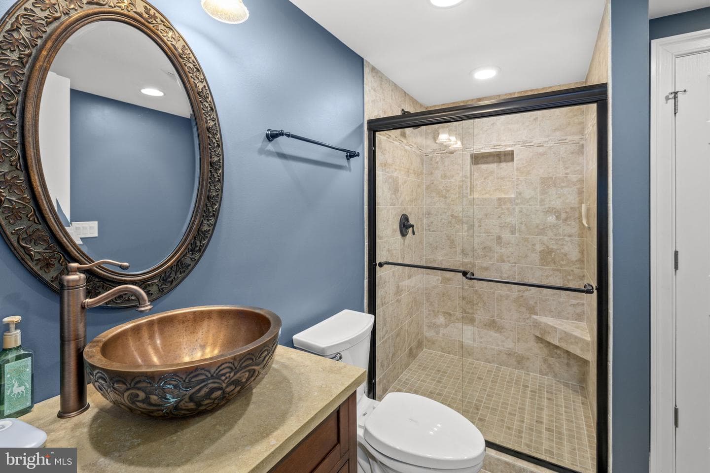 126 Village Dr photo 67