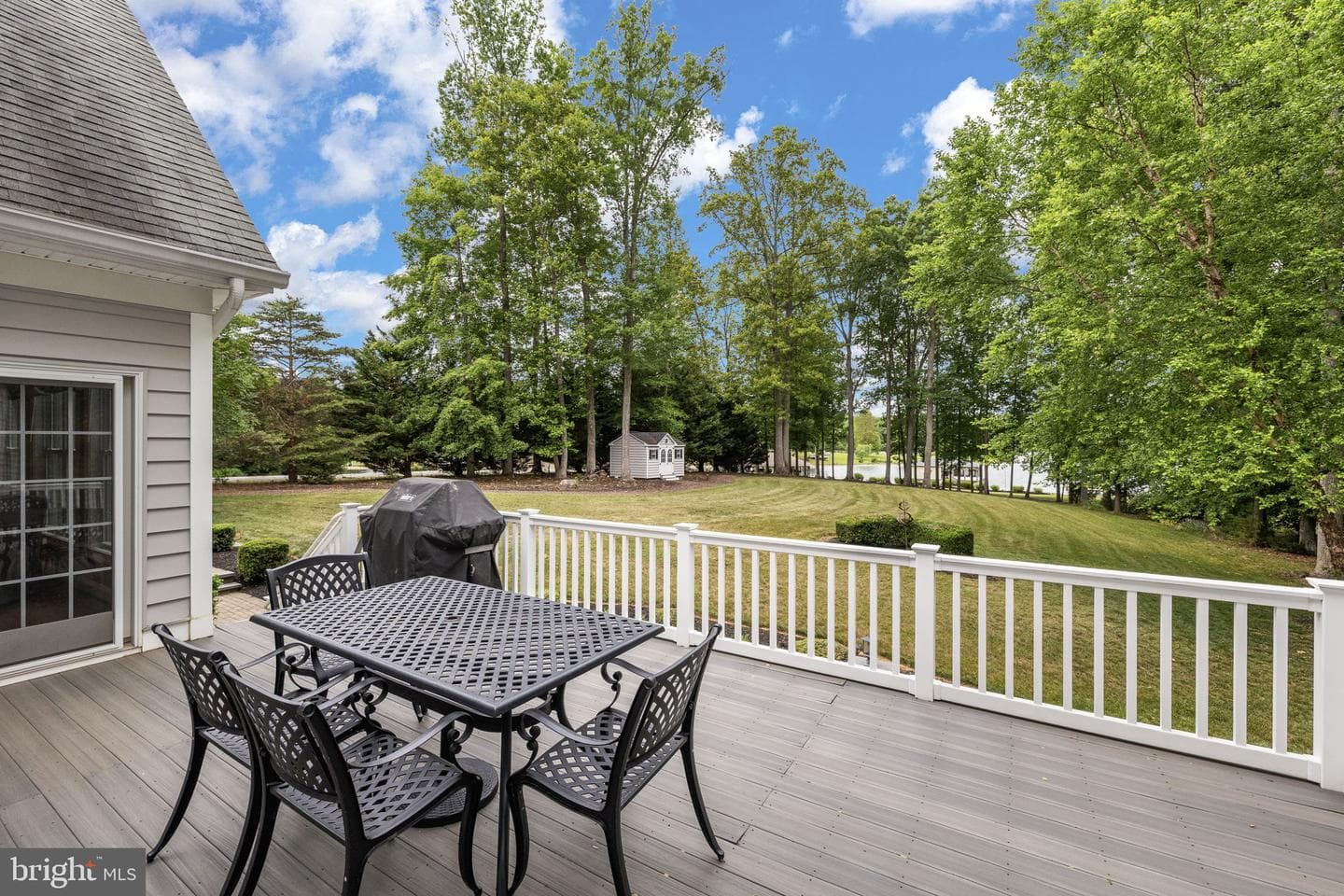 126 Village Dr photo 73