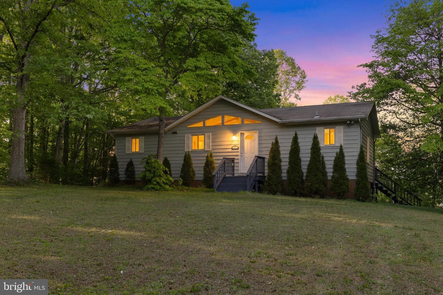 303 Pine Drive, Louisa