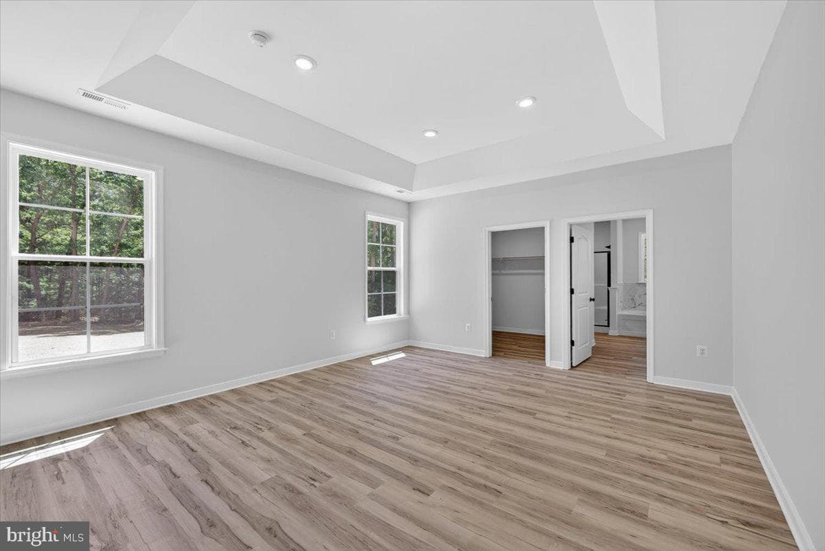 615 Traveller St photo 18