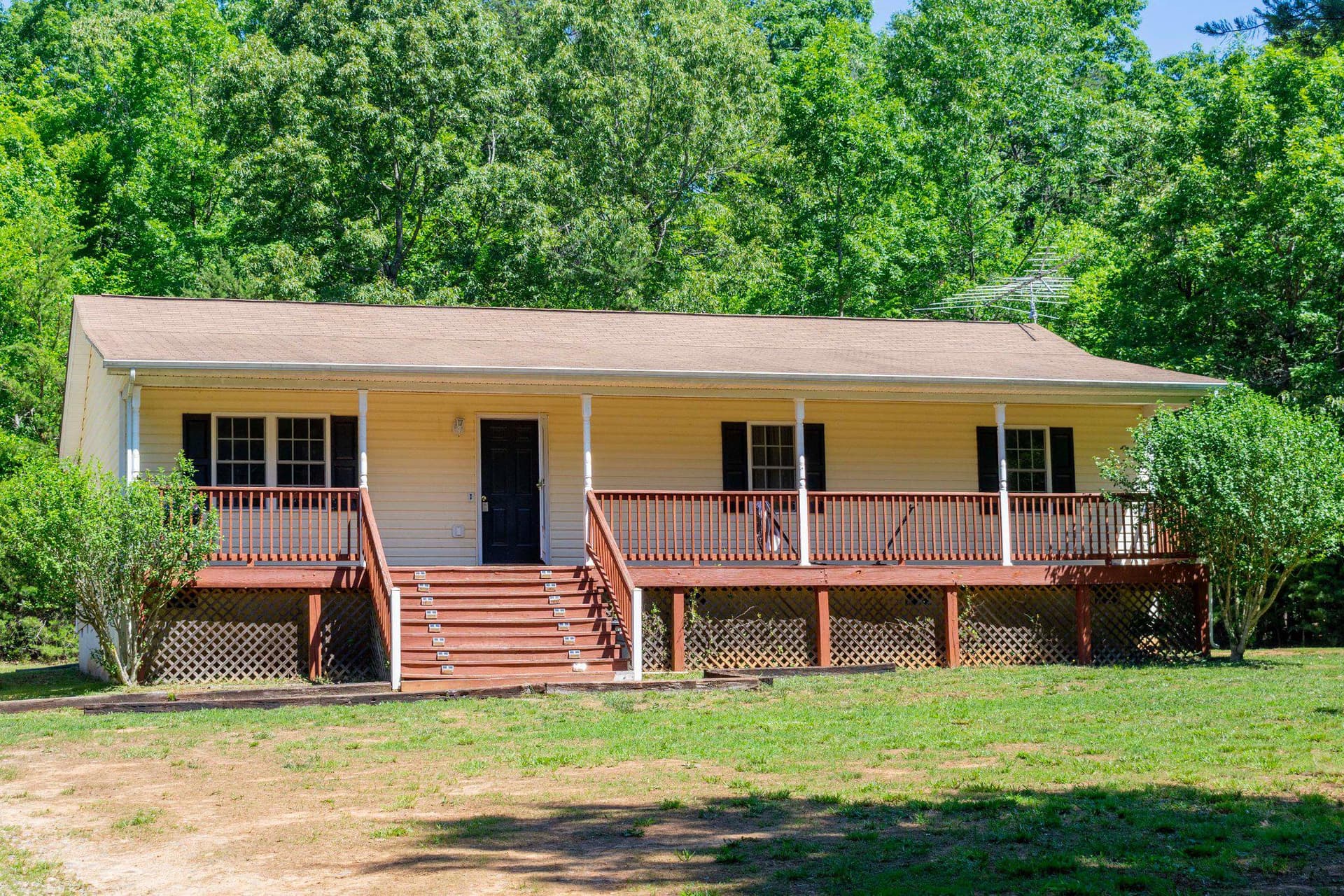 367 Tall Pines Dr, Mineral