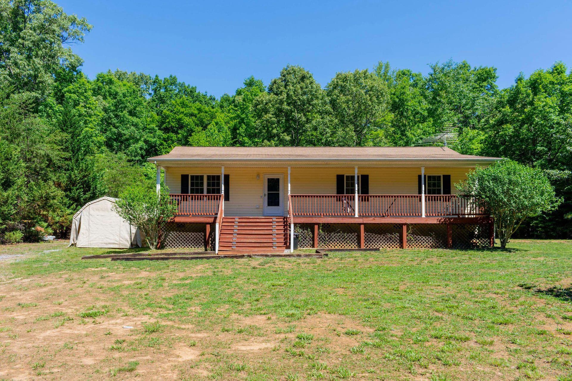367 Tall Pines Dr photo 3