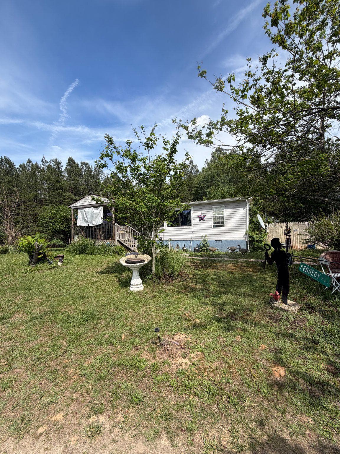 440 Freshwater Road photo 3