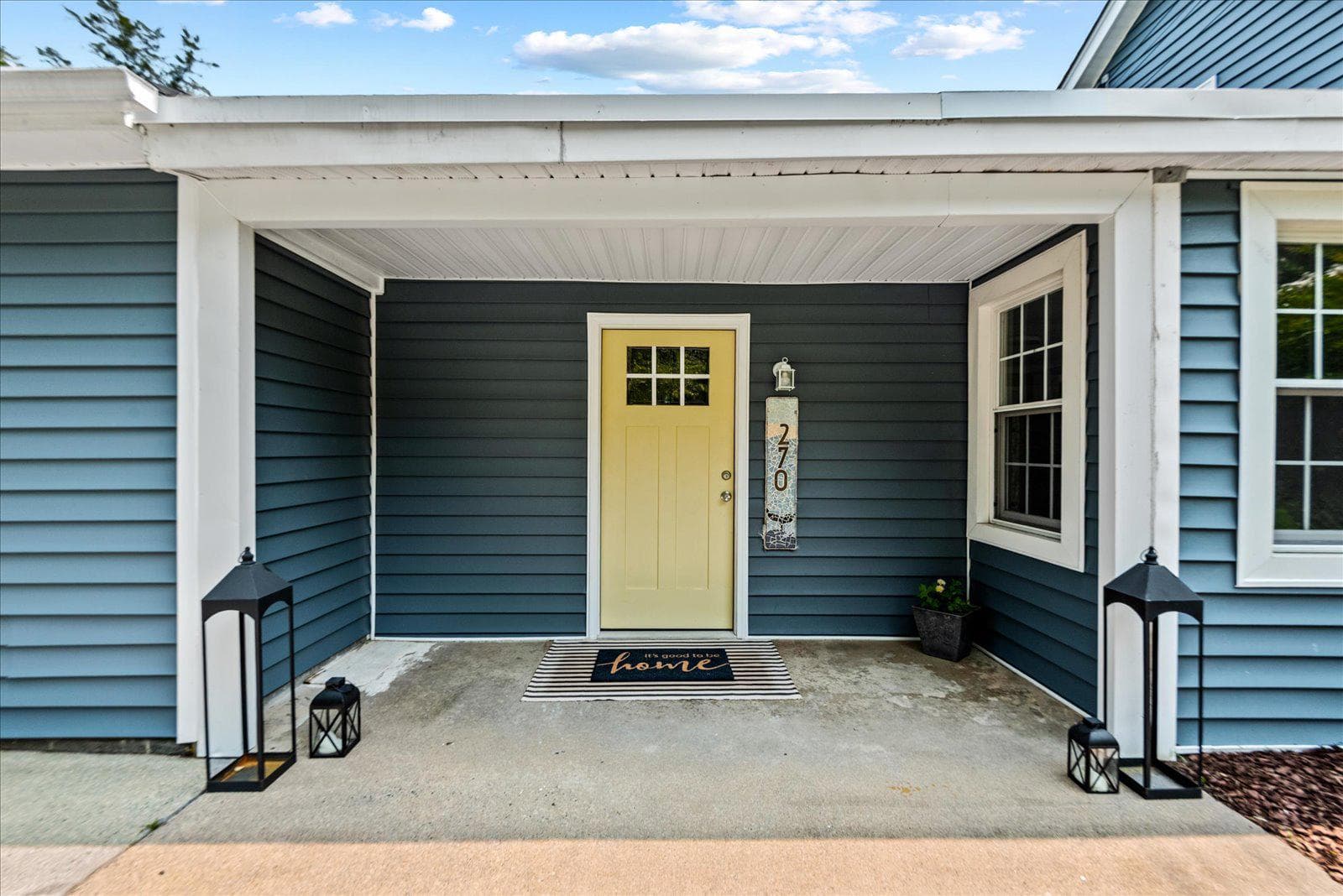 270 Ellis Drive photo 17