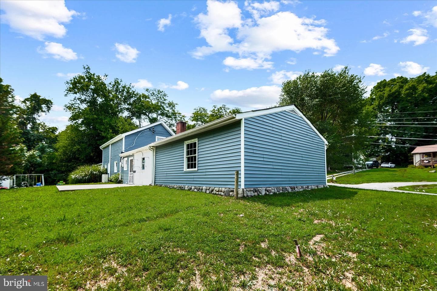 270 Ellis Drive photo 37