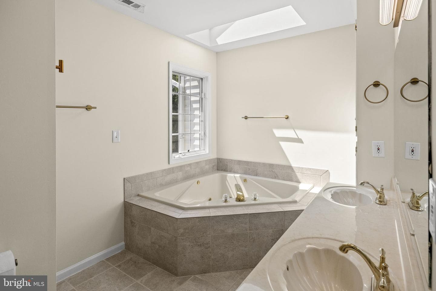 524 Blueberry Lane photo 36
